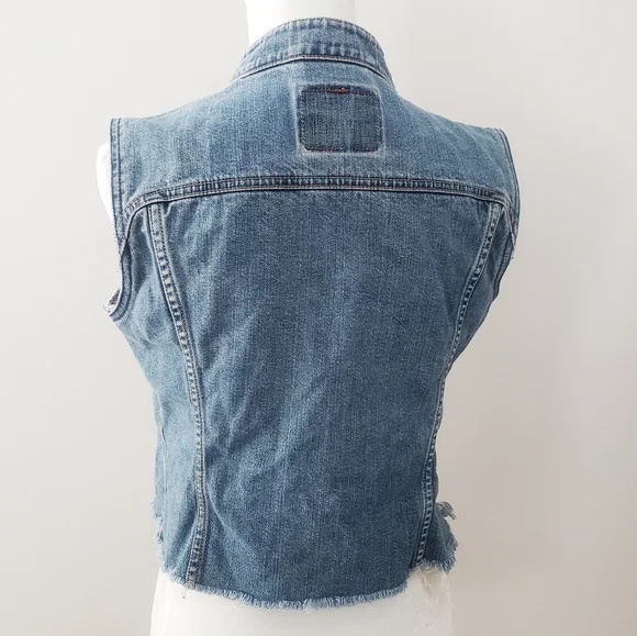 Levi Strauss Distressed Denim Jean Vest - Picture 6 of 9